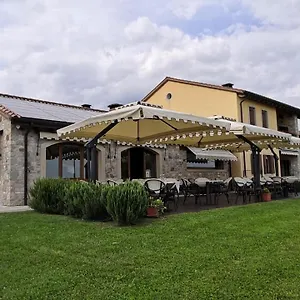  Alloggio per agriturismo Moro Barel Italia